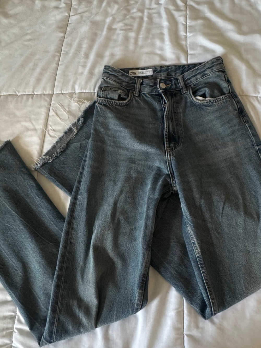 Zara High-Rise Straight Jeans